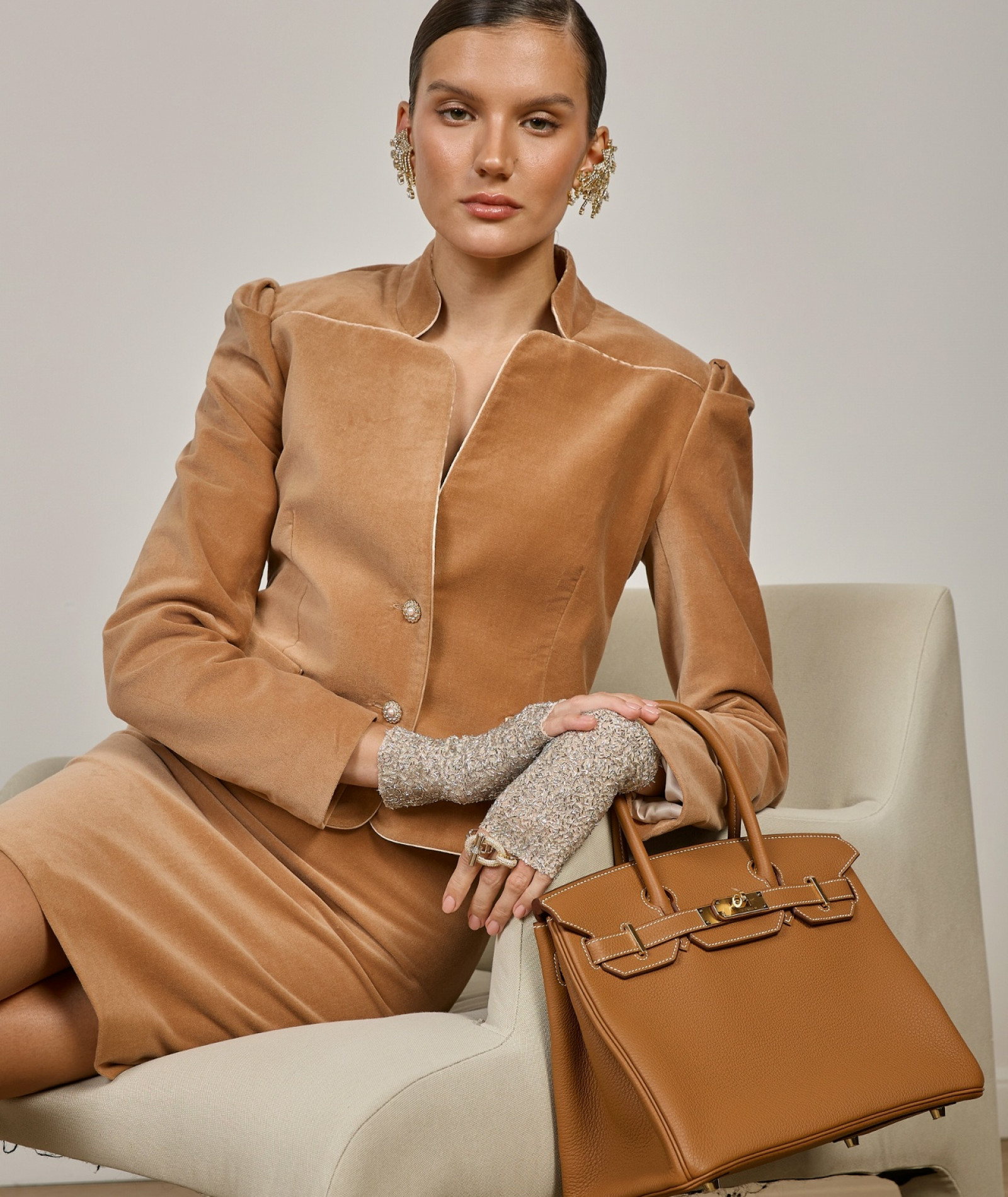 Жакет при свечах